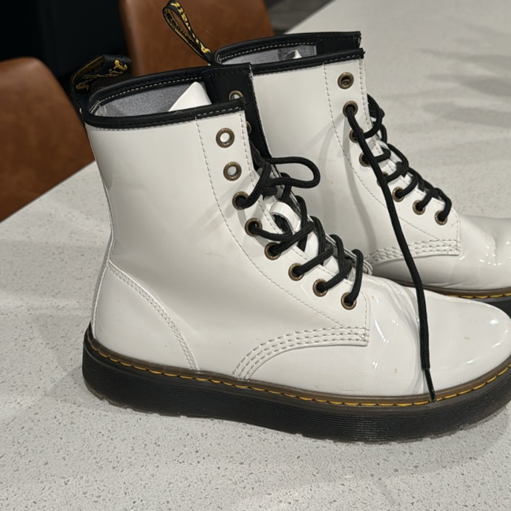 Size 8 women’s patent white doc martens